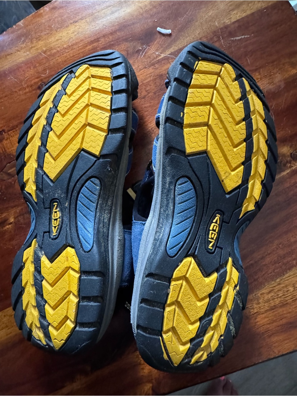 Keen Blue and Black Waterproof women’s Sandals - Picture 4 of 6